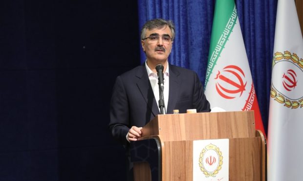 بانک ملی ایران نیاز به پوست اندازی در فرهنگ سازمانی دارد