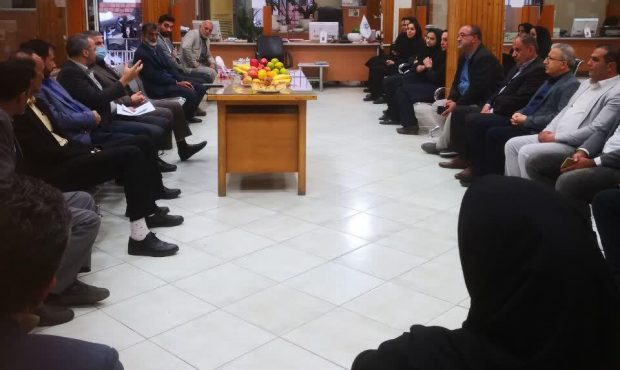 حضور مدیرعامل بیمه ایران در شعبه آمل و دیدار با همکاران