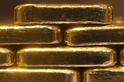 عرضه ۷۰ کیلوگرم شمش طلا در تالار محصولات صنعتی و معدنی