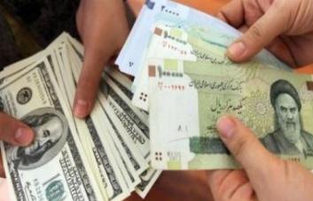 خرید ارز دولتی از طریق واریز به حساب ارزی خریدار، دست دلالان را کوتاه کرد