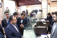 بازدید سرزده وزیر اقتصاد از شعبه بانک صادرات در اسلامشهر