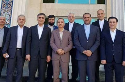 بازدید رئیس کل بانک مرکزی از شعبه بانک ملی ایران در مسقط