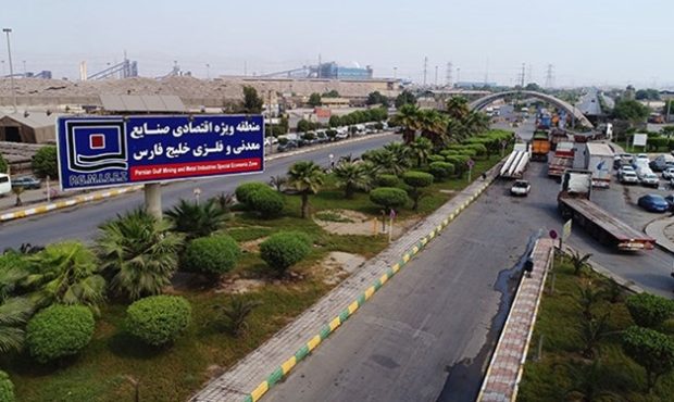 امضای ۹ قرارداد جدید سرمایه‌گذاری به ارزش ۷۵۰ میلیون دلار در منطقه ویژه اقتصادی خلیج فارس