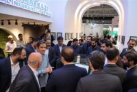 اسناد تاریخی غرفه بیمه مرکزی را به کانون توجه تبدیل کرد اسناد تاریخی غرفه بیمه مرکزی را به کانون توجه تبدیل کرد