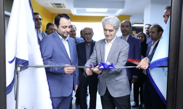 آغاز به کار «آکادمی بانکداری هوشمند» بانک صادرات در دانشگاه صنعتی امیرکبیر آغاز به کار «آکادمی بانکداری هوشمند» بانک صادرات در دانشگاه صنعتی امیرکبیر