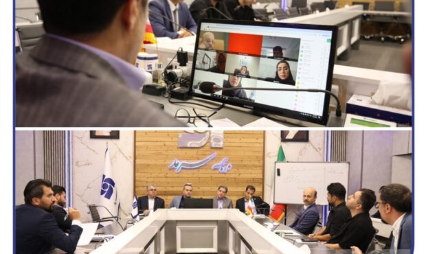 نشست صمیمی مدیرعامل بیمه سرمد با نمایندگان برتر شبکه فروش ،تقویت ارتباط با شبکه فروش؛ محور اصلی نشست نشست صمیمی مدیرعامل بیمه سرمد با نمایندگان برتر شبکه فروش ،تقویت ارتباط با شبکه فروش؛ محور اصلی نشست