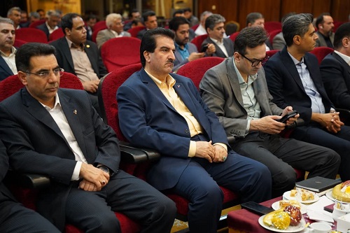 پشتیبانی بانک رفاه از واحدهای تولیدی استان هرمزگان از طریق ابزارهای نوین تامین مالی پشتیبانی بانک رفاه از واحدهای تولیدی استان هرمزگان از طریق ابزارهای نوین تامین مالی