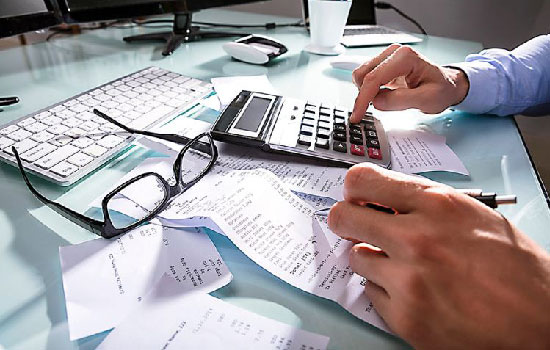 فکتورینگ؛ ابزار نوین تأمین مالی با محوریت بانک ملت فکتورینگ؛ ابزار نوین تأمین مالی با محوریت بانک ملت