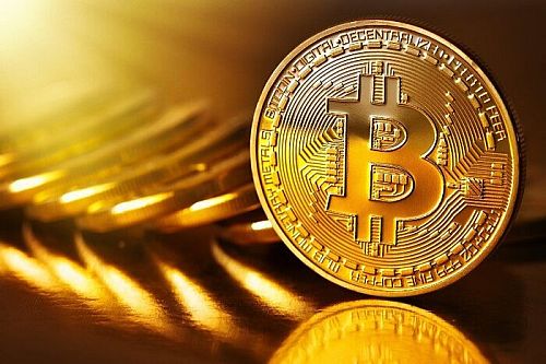 بیت کوین در انتظار جهت گیری تازه بازار رمزارزها