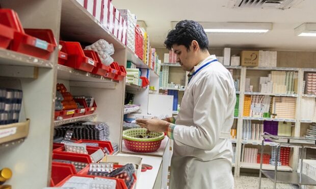تامین اجتماعی ۳۷۰۰ میلیارد تومان از مطالبات داروخانهها و مراکز درمانی را پرداخت کرد تامین اجتماعی ۳۷۰۰ میلیارد تومان از مطالبات داروخانهها و مراکز درمانی را پرداخت کرد