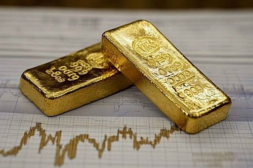 کاهش بهای طلا در آستانه سخنرانی رئیس فدرال رزرو آمریکا