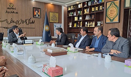 گسترش همکاری بیمه معلم و آموزش و پرورش مرکزی برای تقویت خدمات بیمه‌ای فرهنگیان