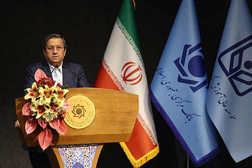 بانک مرکزی برای عرضه تا ۲ میلیارد دلار ارز اعلام آمادگی کرد